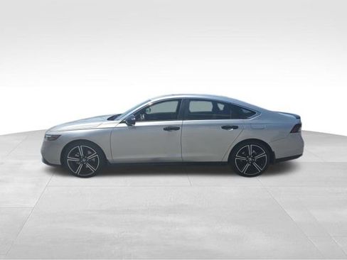 Certified 2025 Honda Accord Sport image 4