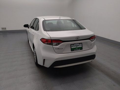Used 2022 Toyota Corolla LE image 6