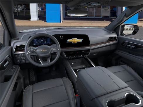 New 2026 Chevrolet Suburban Premier image 15