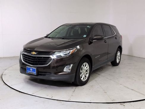 Used 2020 Chevrolet Equinox LT image 1
