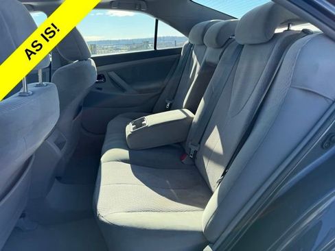 Used 2010 Toyota Camry LE image 10