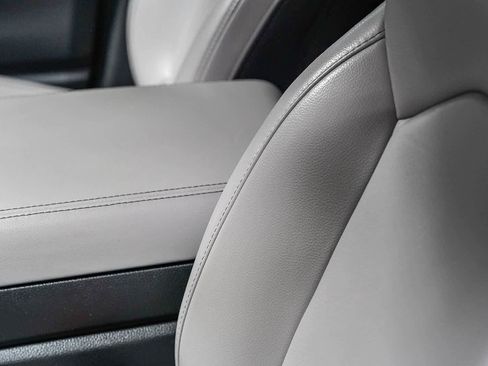 Used 2023 Honda Pilot EX-L image 19
