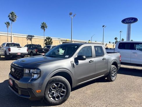 New 2025 Ford Maverick XLT image 3