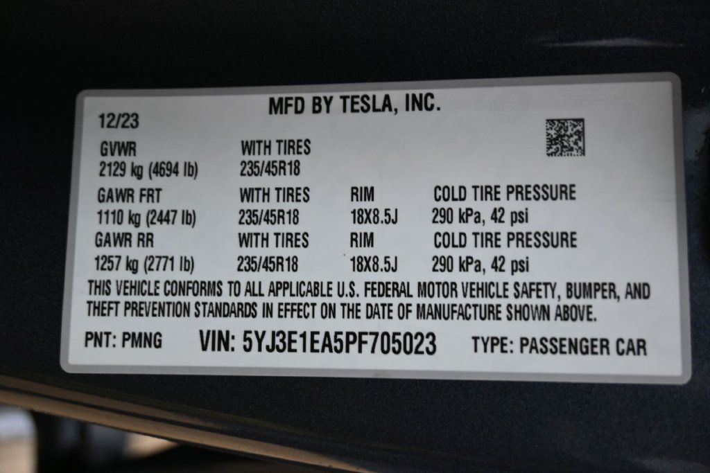 Used 2023 Tesla Model 3 Standard Range RWD image 2