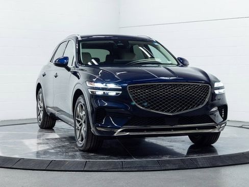 Used 2023 Genesis GV70 2.5T Select w/ Select Package image 4