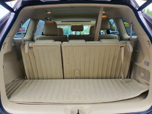 Used 2017 Toyota Highlander XLE AWD/4WD image 6