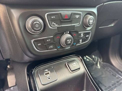 Used 2018 Jeep Compass Limited w/ Safe & Security Group image 24