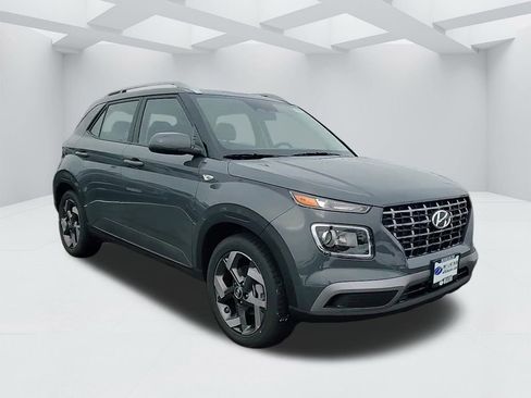 New 2026 Hyundai Venue SEL image 3