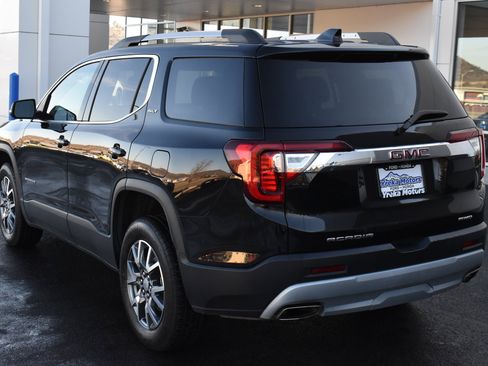 Used 2023 GMC Acadia SLT image 12