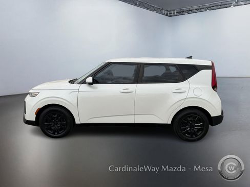Used 2021 Kia Soul LX FWD image 8