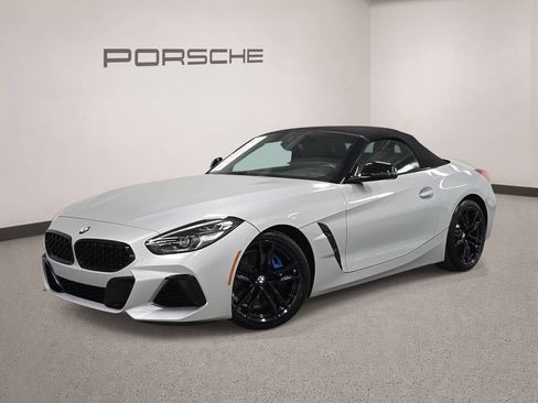 Used 2022 BMW Z4 M40i w/ Shadowloine Package RWD image 1