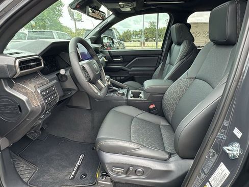 New 2026 Toyota Tacoma Limited AWD/4WD image 18