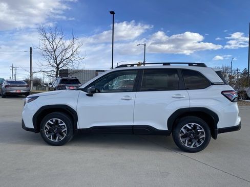 New 2026 Subaru Forester Premium image 2