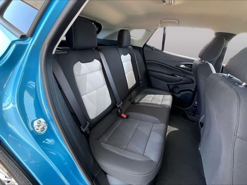 Certified 2026 Chevrolet Trax LS w/ Driver Confidence Package FWD image 19