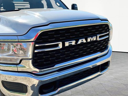 Used 2024 RAM 3500 SLT w/ Quick Order Package 2YG SLT AWD/4WD image 27