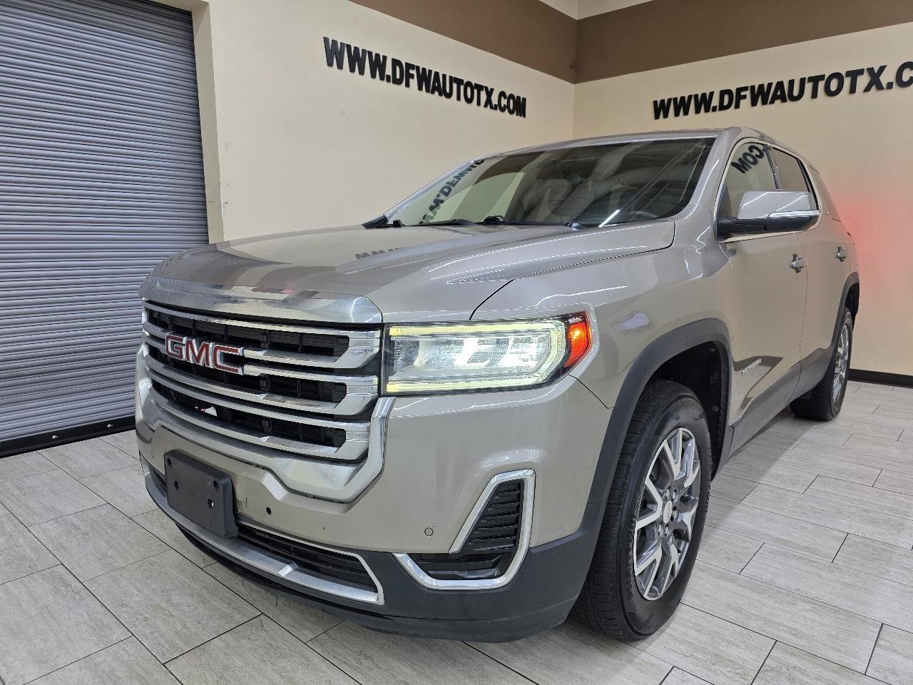 Used 2022 GMC Acadia SLE FWD image 2