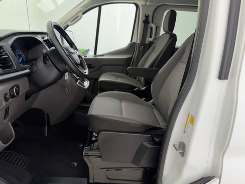 Used 2024 Ford Transit 350 XLT image 5