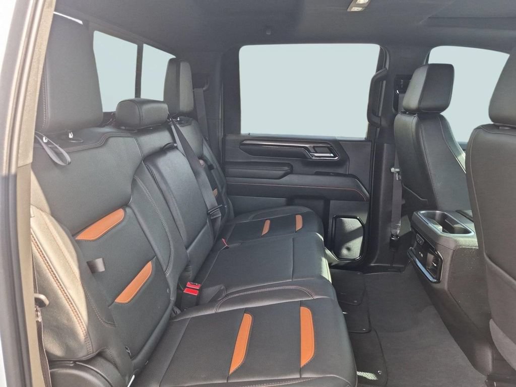 Used 2024 GMC Sierra 3500 AT4 w/ Technology Package AWD/4WD image 25