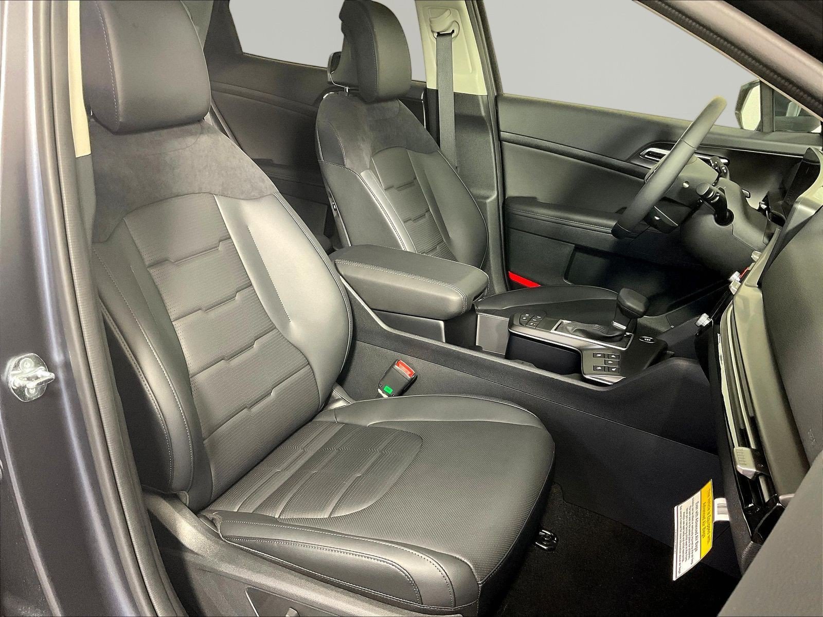 New 2026 Kia Sportage SX FWD image 18