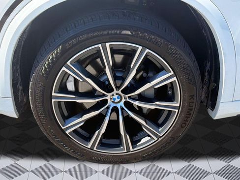 Used 2020 BMW X5 xDrive40i w/ M Sport Package AWD/4WD image 13