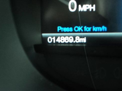 Used 2018 Ford Edge Titanium w/ Technology Package image 11