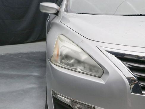 Used 2015 Nissan Altima 2.5 S w/ Special Edition Package image 5