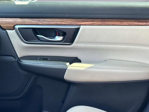 Certified 2017 Honda CR-V Touring image 23