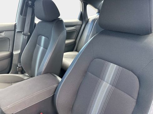 Used 2025 Honda Civic Sport image 19