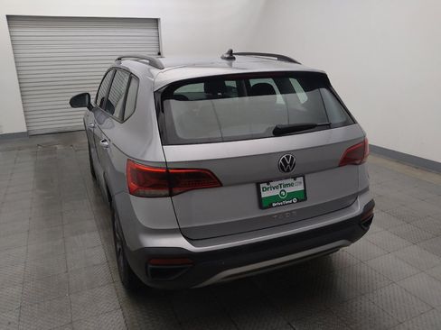 Used 2023 Volkswagen Taos S FWD image 6