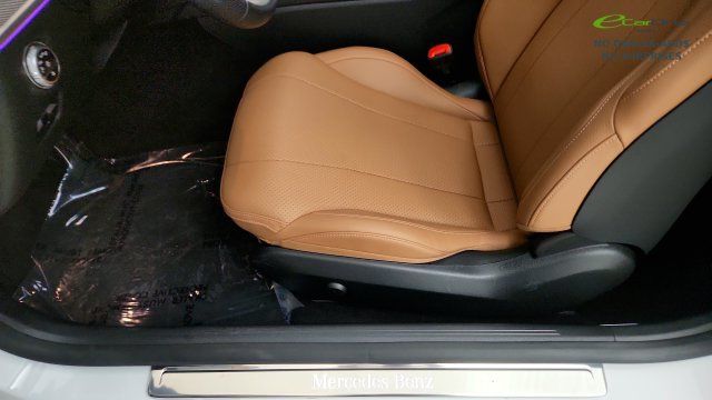 Used 2024 Mercedes-Benz CLE 300 4MATIC Coupe w/ AMG Line image 45