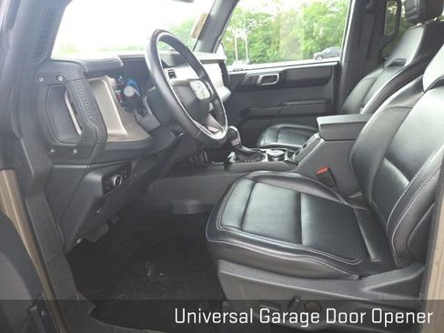 Used 2025 Ford Bronco Outer Banks AWD/4WD image 9