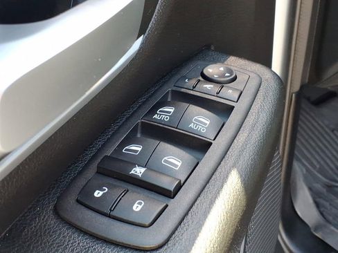 Used 2023 RAM 1500 Big Horn AWD/4WD image 12