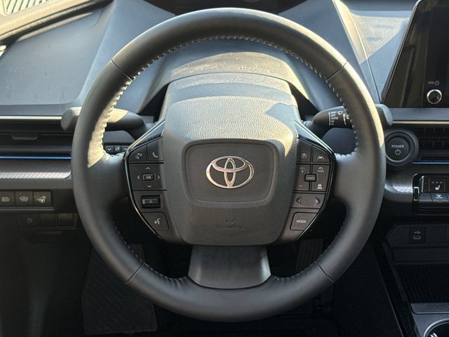 Used 2023 Toyota Prius XLE FWD image 14