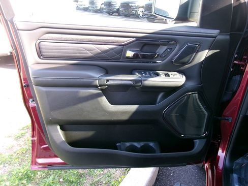 Certified 2025 RAM 1500 Limited AWD/4WD image 6