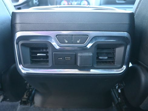 Used 2020 Chevrolet Silverado 3500 High Country w/ Technology Package image 17