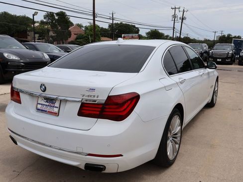 Used 2015 BMW 740i RWD image 8