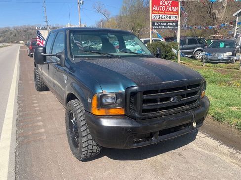 Used 1999 Ford F250 XLT image 6