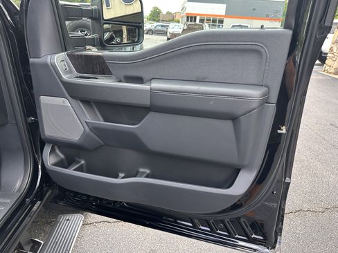 Used 2026 Ford F250 Lariat w/ Lariat Ultimate Package AWD/4WD image 15