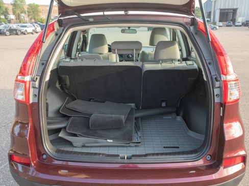 Used 2015 Honda CR-V LX image 17