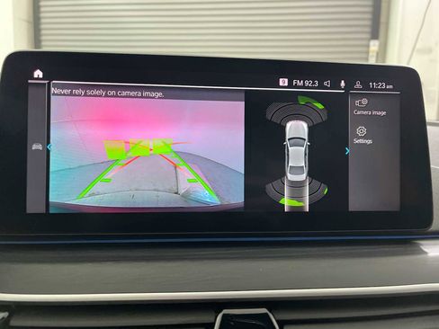 Used 2023 BMW 530e xDrive w/ Executive Package image 25