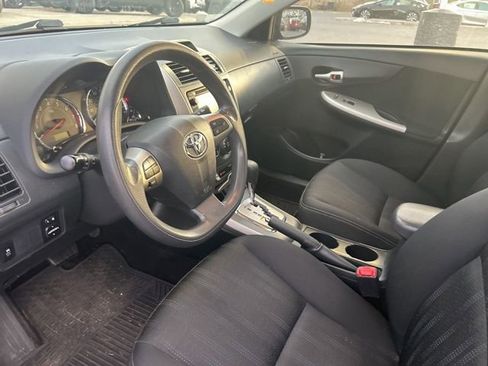 Used 2012 Toyota Corolla S image 10