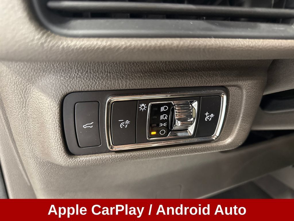 Used 2022 Lincoln Corsair FWD image 9