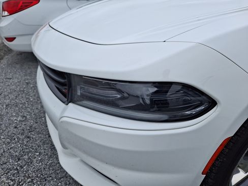 Used 2017 Dodge Charger SXT w/ AWD Plus Group image 10