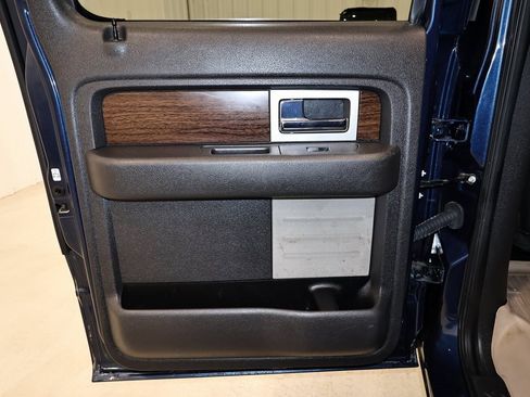 Used 2014 Ford F150 Lariat image 14