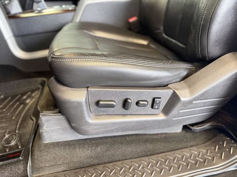 Used 2012 Ford F150 Lariat w/ Lariat Chrome Pkg image 17