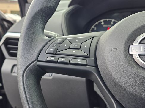 Used 2025 Nissan Altima 2.5 S FWD image 20