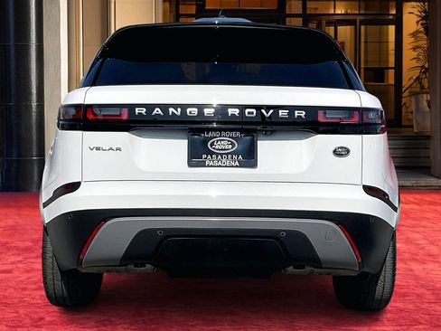 Used 2022 Land Rover Range Rover Velar S image 4