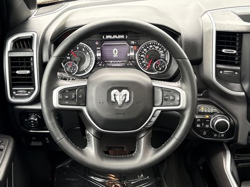Used 2022 RAM 1500 Big Horn AWD/4WD image 22