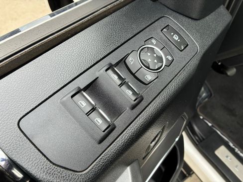 Used 2019 Ford F350 Platinum w/ Platinum Ultimate Package AWD/4WD image 11