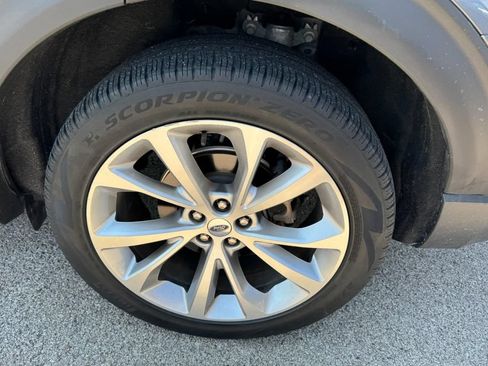Used 2021 Ford Explorer Platinum w/ Equipment Group 601A AWD/4WD image 7